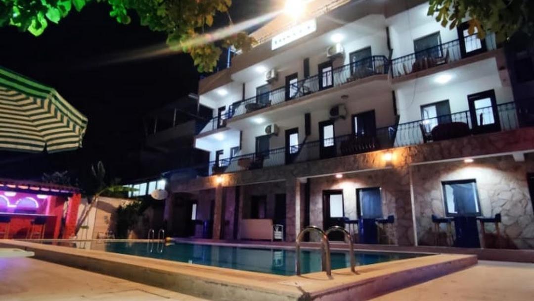 Ada Blue Star Apart Otel Айдин Екстериор снимка